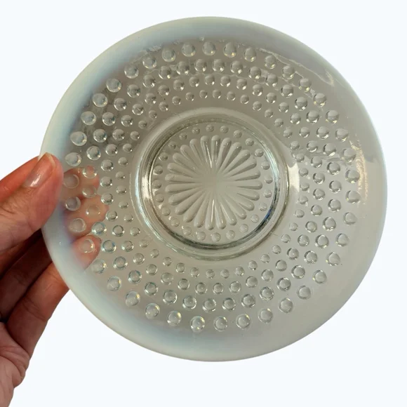 Vintage Hobnail Milk Glass Saucers Opalescent Moonstone Plates Set 3 - Picture 4 of 8